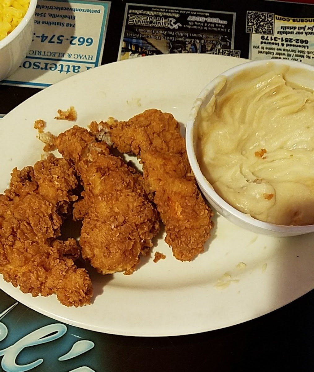 Doug & Hazel's Drive In-10